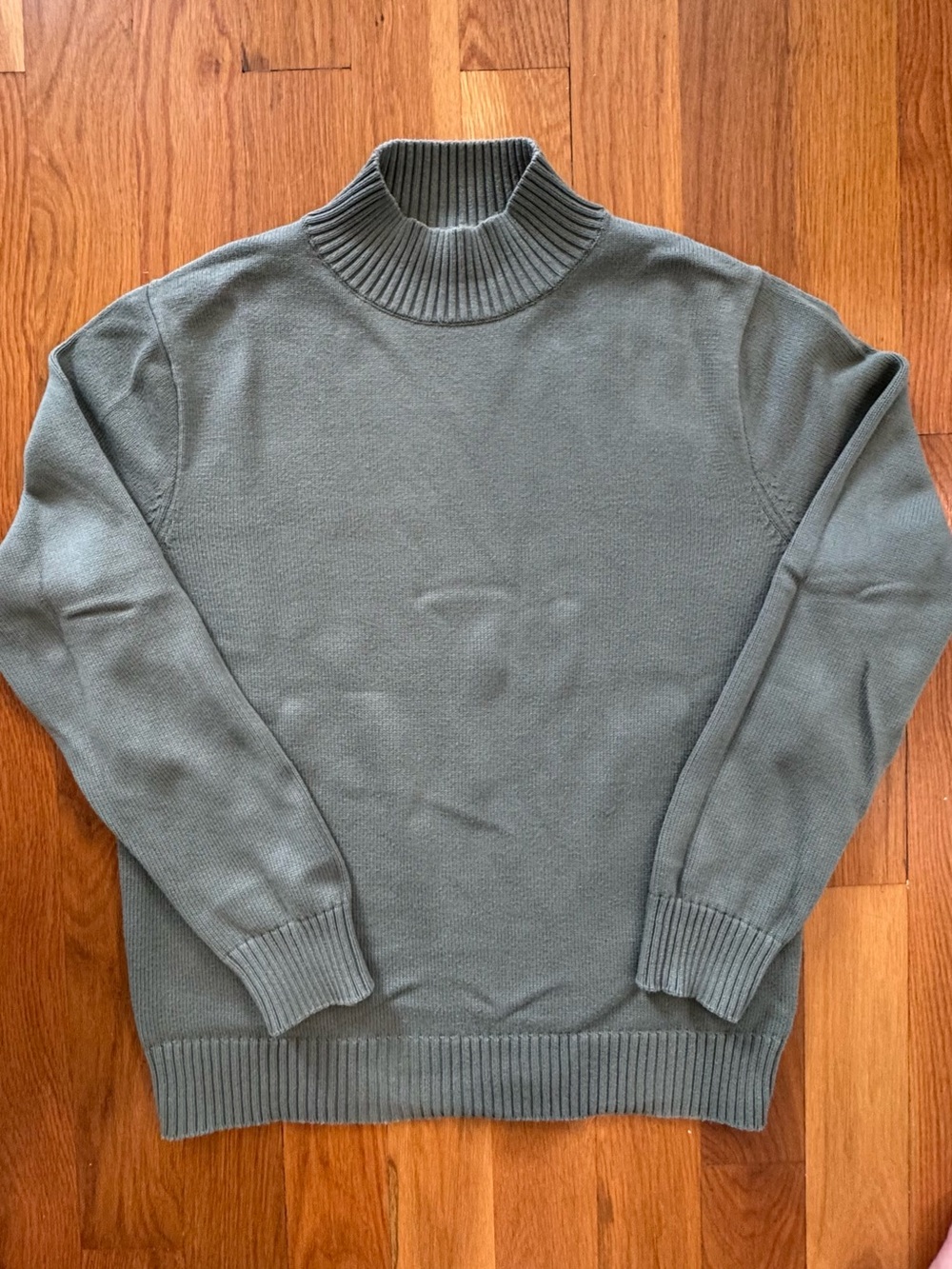 J.Crew Olive Green Mock Neck Sweater in Medium